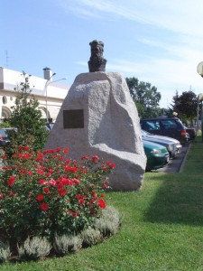 Monumento al Cardinale Mercurino da Gattinara
